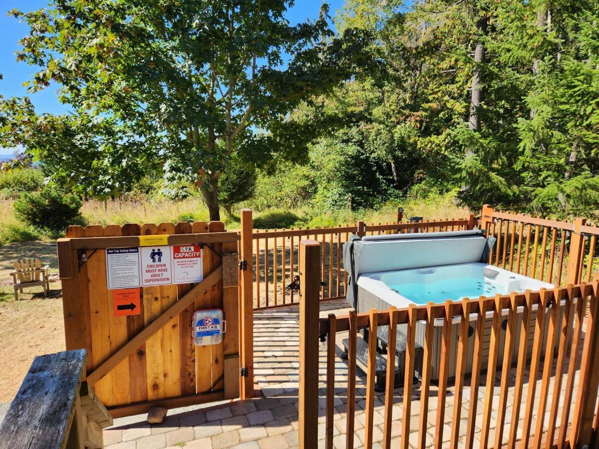 West Beach Resort Eastsound Exterior foto